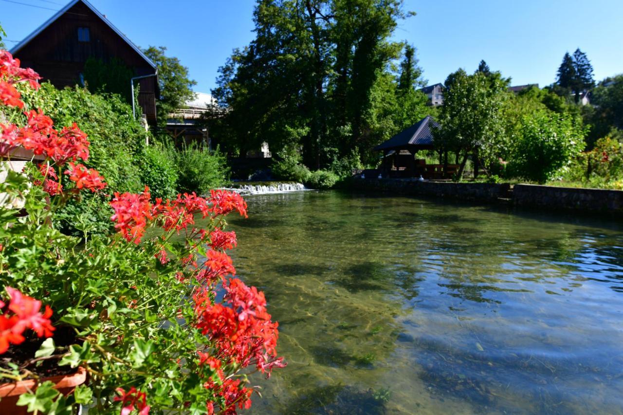 Guest House Vuceta Slunj Exterior photo